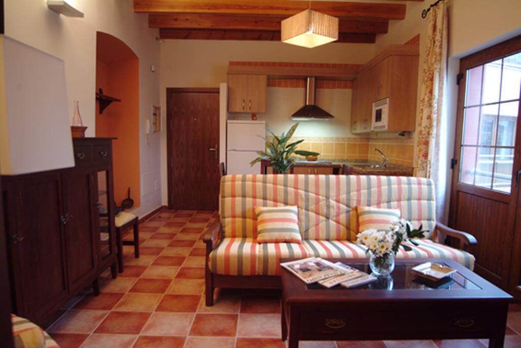 La Casa De Las Titas Велес Экстерьер фото